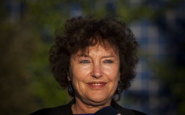 Karnit Flug, gouverneure de la Banque d'Israël, en octobre 2013. (Crédit : Yonatan Sindel/Flash90)
