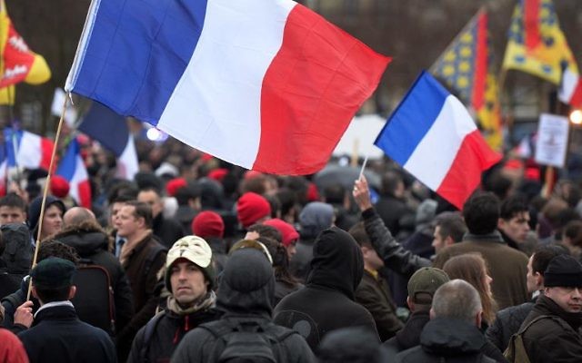 Manifestants lors de la journée anti-Hollande - Paris - 26 janvier 2014 (Crédit : AFP/Pierre Andrieu)