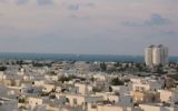 Vue sur les toits de Ashdod (Crédit : Kberlin/domaine public/Wikimedia Commons)
