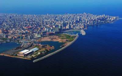 Vue aérienne de Beyrouth, Liban. (Crédit : CC BY Yoniw/Wikimedia Commons)
