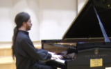 Imri Talgam, pianiste israélien (Crédit : capture d'écran Youtube)