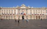 Photo d'illustration : La façade de la mairie de Toulouse. (Crédit : Felipeh/CC.BY.SA/Wikimedia commons)