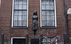 La maison où Anne Frank et sa famille se sont cachés à Amsterdam pendant la Shoah. (Crédit : Nati Shohat/Flash 90)