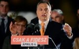 Le Premier ministre hongrois Viktor Orban après sa victoire aux élections législatives, à Budapest, le 6 avril 2014. (Crédit : Attila Kisbenedek/AFP)