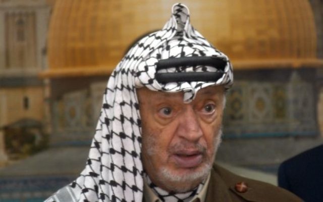 Yasser Arafar en septembre 2003 (Crédit : Flash 90)