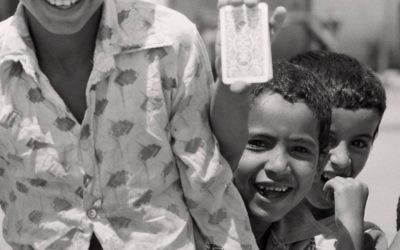 Des réfugiés palestiniens à Gaza, 1979 (Crédit : Jean Mohr/Musée de l'Elysée, Suisse)