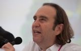 Xavier Niel à l'université d'été du Medef, 2009 (Crédit : Olivier Ezratty/CC BY-SA 3.0/Wikimedia commons)