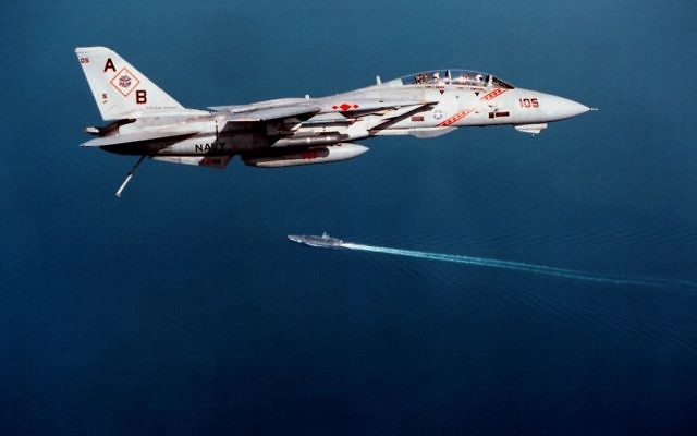 Un avion américain Tomcat F-14B (Crédit : DoD/Lt. Bryan Fetter, US Navy) Un avion américain Tomcat F-14B (Crédit : DoD/Lt. Bryan Fetter, US Navy)