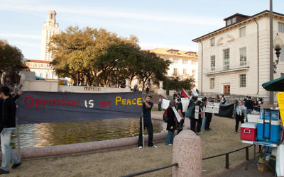 Manifestation anti-israélienne à l'université du Texas à Austin (Crédit : CC BY monad68, Flickr)