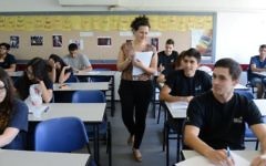 Illustration :  Une salle de classe de lycéens, en Israël. (Crédit : Yossi Zeliger/Flash 90)