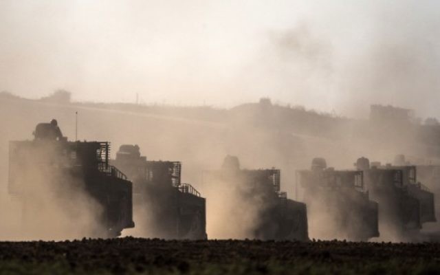 Des chars israéliens (Crédit : Jack Guez/AFP)