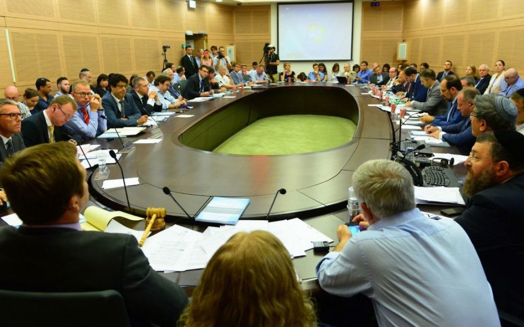 Une session d'urgence à la Knesset sur l'antisémitisme (Crédit : Israel Bardugo / The Israeli-Jewish Congress)