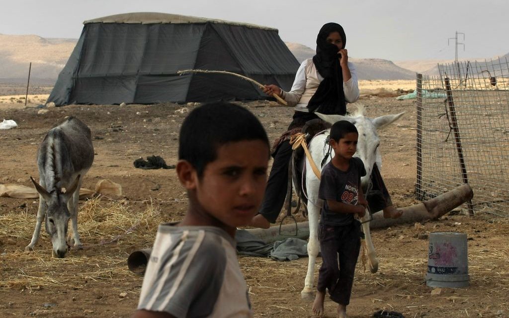 Photo illustrative. Bédouins à Mitzpe Ramon (Crédit  : Kobi Gideon/Flash90)
