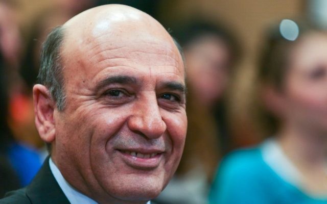 Shaul Mofaz lors d'une conférence de presse en janvier 2013 (Crédit : Flash90)