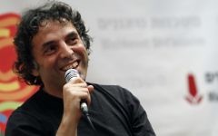 Etgar Keret au Festival international des écrivains. (Crédit : Miriam Alster / Flash 90)