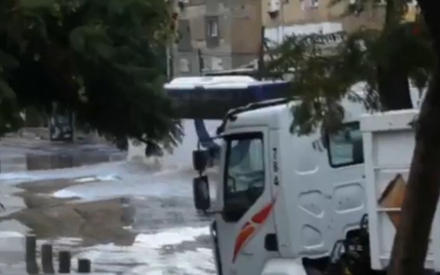 Inondations à Tel Aviv (Capture d'écran : Ynet)