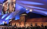 Le hall qui accueille la cérémonie des 70 ans de la libération du camp d'Auschwitz (Crédit : AFP)