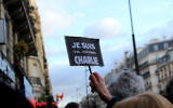 Nous sommes tous Charlie lors du rassemblement du 11 janvier 2015 en commémoration aux victimes des attaques de Paris (Crédit : Glenn CLoarec/Times of Israel)