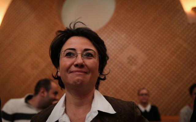 La députée arabe Hanin Zoabi lors de son audience à la Cour suprême à Jérusalem le 9 décembre 2014 (Crédit : Hadas Parush/Flash90) La députée arabe Hanin Zoabi lors de son audience à la Cour suprême à Jérusalem le 9 décembre 2014 (Crédit : Hadas Parush/Flash90)