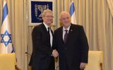 Tim Cook et Reuven Rivlin - 25 février 2015 (Crédit : Amos Ben Gershom/GPO)