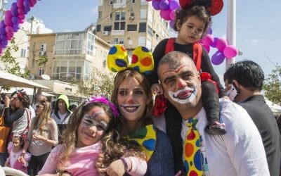 (Crédit : Pourim 2015 en Israël/AFP PHOTO / JACK GUEZ)