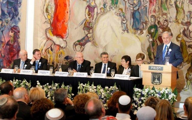 Benjamin Netanyahu à la Knesset - 31 mars 2015 (Crédit : Knesset)