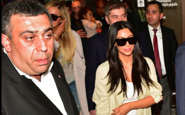 Kim Kardashian en Arménie pour la commémoration du génocide - 8 avril 2015 (Crédit : AFP)