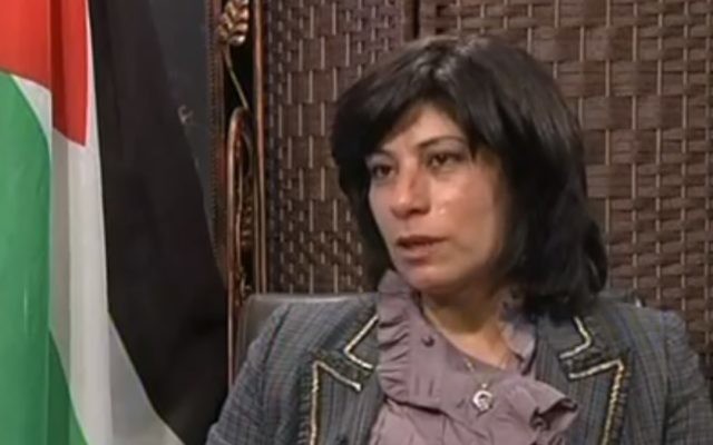 Khalida Jarrar, membre du FPLP (Crédit : Capture d'écran YouTube)