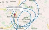 Suivi de vol d'un avion de la police, lors d'une opération de nuit dans laquelle les forces de sécurité israéliennes ont arrêté 29 membres du Hamas (Crédit : capture d'écran: plan finder.net)