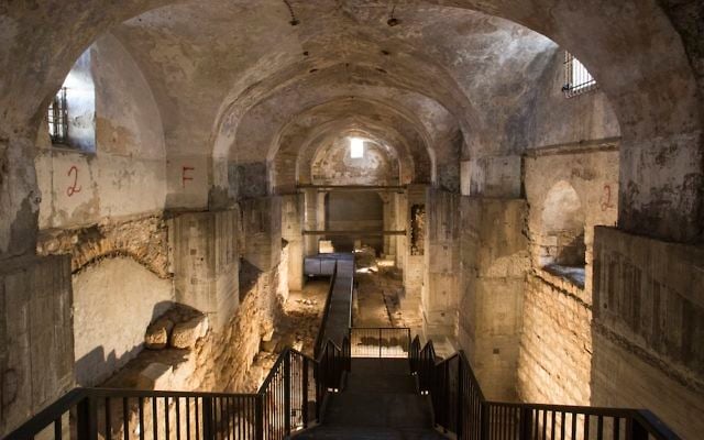 L'entrée d'une ancienne prison ottomane connue sous le nom Kishle dans la Vieille Ville de Jérusalem (Crédit photo : JTA / Oded Antman)