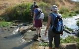 Des randonneurs sur Israel Trail en 2009 (Crédit : Yoav Dothan/ Wikimédia/ Domaine public)