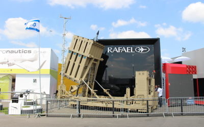 Photo d'illustration : L’Iron Dome de Rafael Advanced Defense Systems Ltd (Crédit  : Times of Israël Staff)