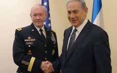 Le chef d'état-major des armées des États-Unis, Martin Dempsey (à gauche), avec Binyamin Netanyahu, le jeudi 11 juin, a Jérusalem (Crédit photo: Amos Ben Gershom, GPO)