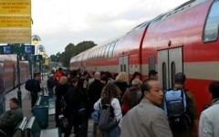 La gare de Binyamina,  19 février 2008 (Chen Leopold / Flash90)