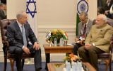 Benjamin Netanyahu, à gauche, se réunit avec Narenda Modi à New York le 28 Septembre,2014. (Crédit : Avi Ohayon / GPO / FLASH90)