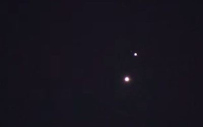 Vénus et Jupiter en convergence, le 30 uin 2015 (Crédit : Capture d'écran YouTube)