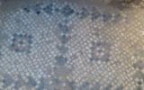 Une mosaïque byzantine de l'Église d'origine de l'Annonciation à Nazareth, trouvée sous la cour de l'église moderne. (Crédit : Autorisation de R. Freund de l'Université de Hartford)