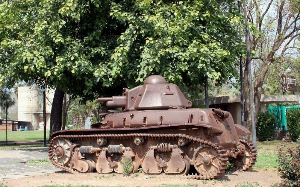 Le tank de Degania (Crédit : Shmuel Bar-Am)