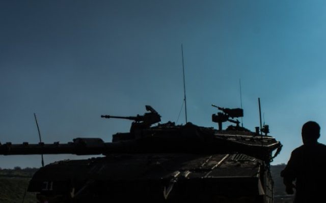 L'armée israélienne sur le plateau du Golan.Illustration. (Crédit : Basal Awidat/Flash90)