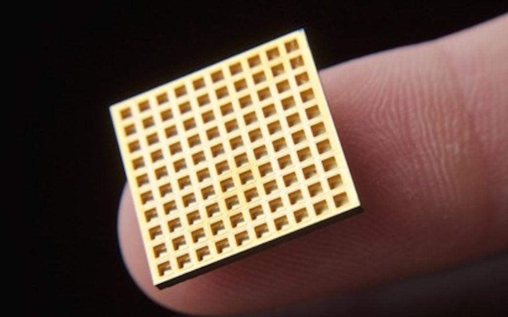 Une puce Microchips Biotech (Crédit : Autorisation)