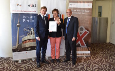Les responsables israéliens et allemands annoncent l'expansion du programme EXIST à Israël à Tel-Aviv, le 29 juin 2015.  (Rolf Dolek)