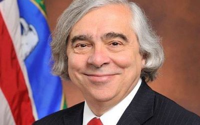 Le secrétaire américain à l'Energie Ernest Moniz (Photo: Facebook)