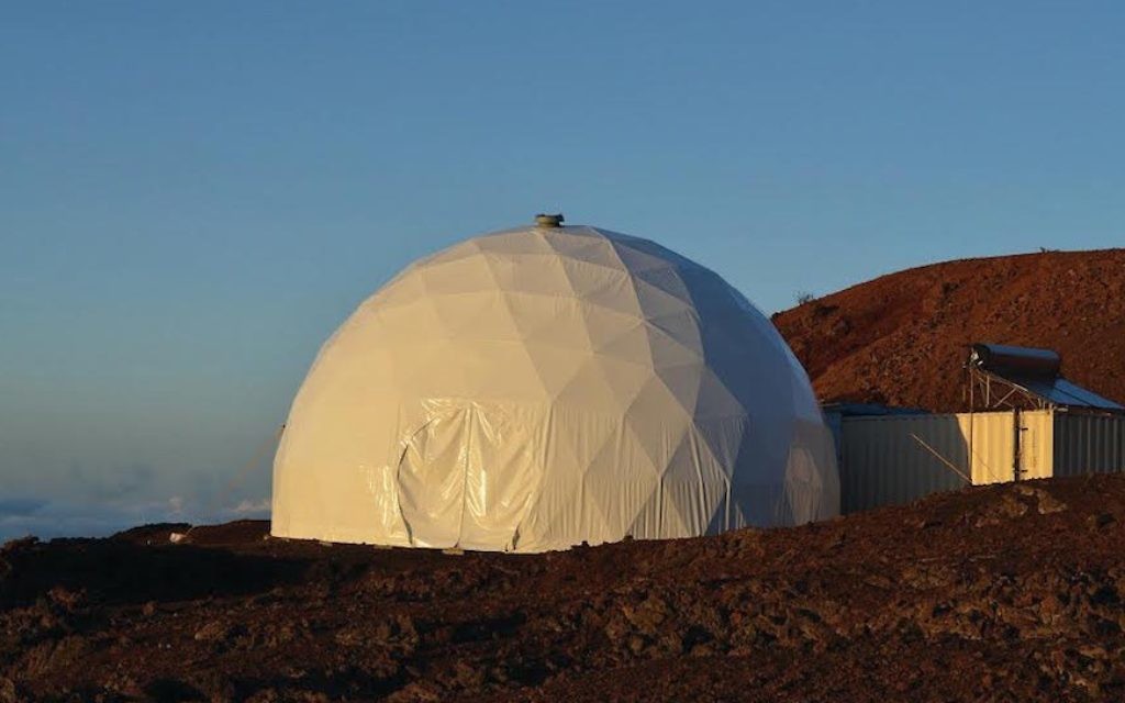 L'habitat HI-SEAS à Hawaï, qui sera le foyer de Gifford et de cinq autres membres de l'équipage pour la prochaine année. (Crédit : HI-SEAS) L'habitat HI-SEAS à Hawaï, qui sera le foyer de Gifford et de cinq autres membres de l'équipage pour la prochaine année. (Crédit : HI-SEAS)