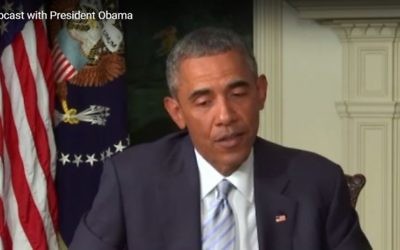 Barack Obama s'adressant aux juifs américains dans un webcast diffusé sur Internet, le 28 août 2015 (Crédit : capture d'écran)