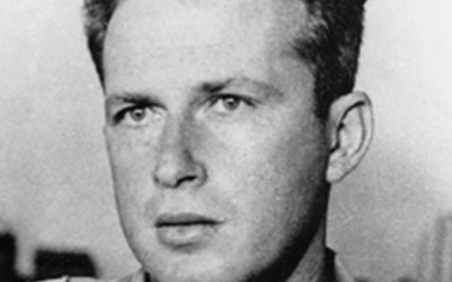 Yitzhak Rabin en 1948 (Crédit photo: Palmach, Wikimedia Commons)