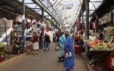 Le marché de Ramle (Crédit : Shmuel Bar-Am)