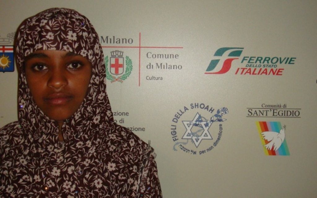 L'une des 2 500 migrants et réfugiés qui ont trouvé refuge au Mémorial de l'Holocauste de Milano au cours de l'été. (Crédit : Adil Rabhi)