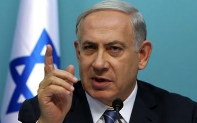 Le Premier ministre Netanyahu lors d'une conférence de presse sur la situation de sécurité le 8 octobre, 2015, dans son bureau à Jérusalem. (Crédit : AFP PHOTO / Gali Tibbon)