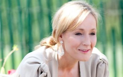 L'écrivain britannique JK Rowling en 2010 (PhotoL Daniel Ogren CC BY-SA Wikimedia Commons)