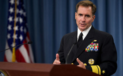 John Kirby (Crédit : domaine public/Defense.gov News Photos archive)